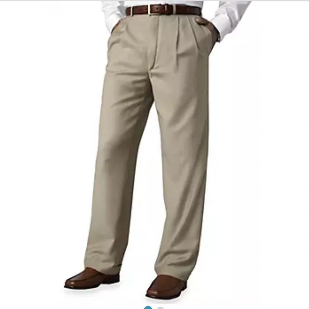NWT- Ralph Lauren Classic Fit Total Comfort Pleated Dress Pants | 36